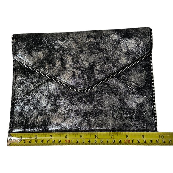 NWOT it Cosmetics Metallic Grey and Silver Pouch Bag - Picture 6 of 7